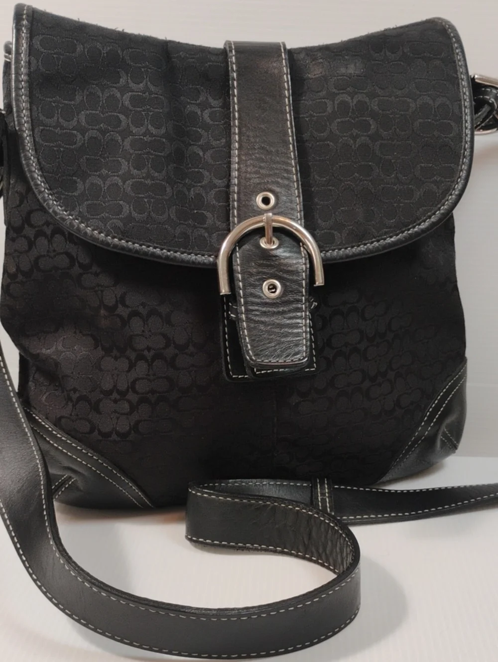 Coach Y2K Vintage Made In USA Soho Flap Bag With Kissing "C's" - Picture 1 of 6